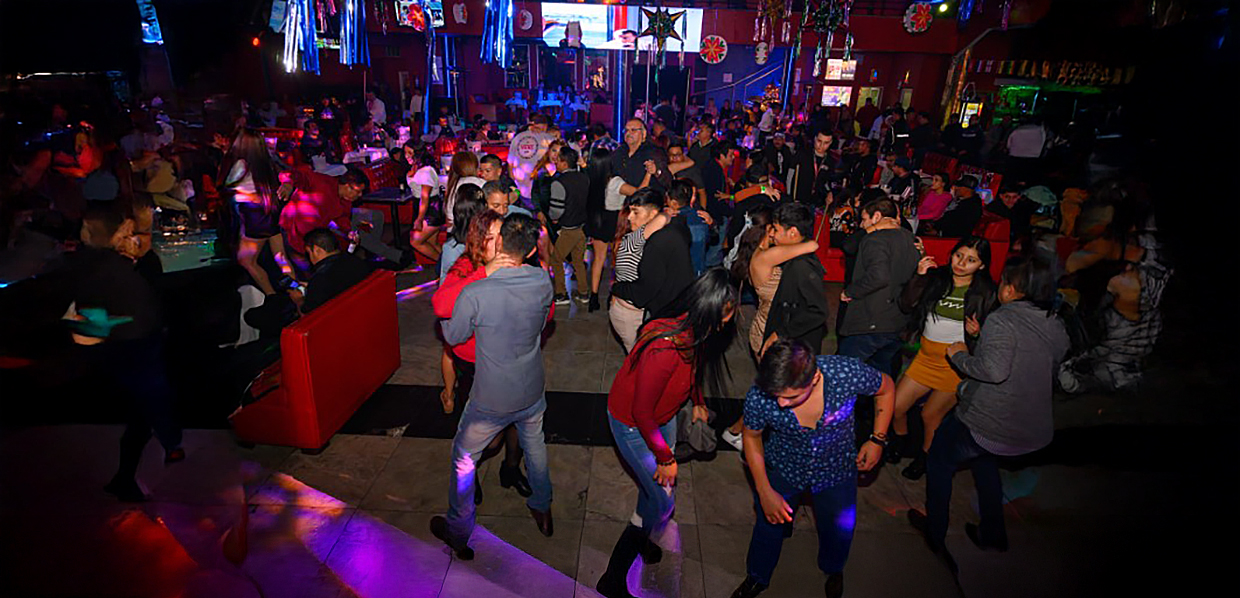 A night of dancing at Siete De Copas A night of dancing at Siete De Copas